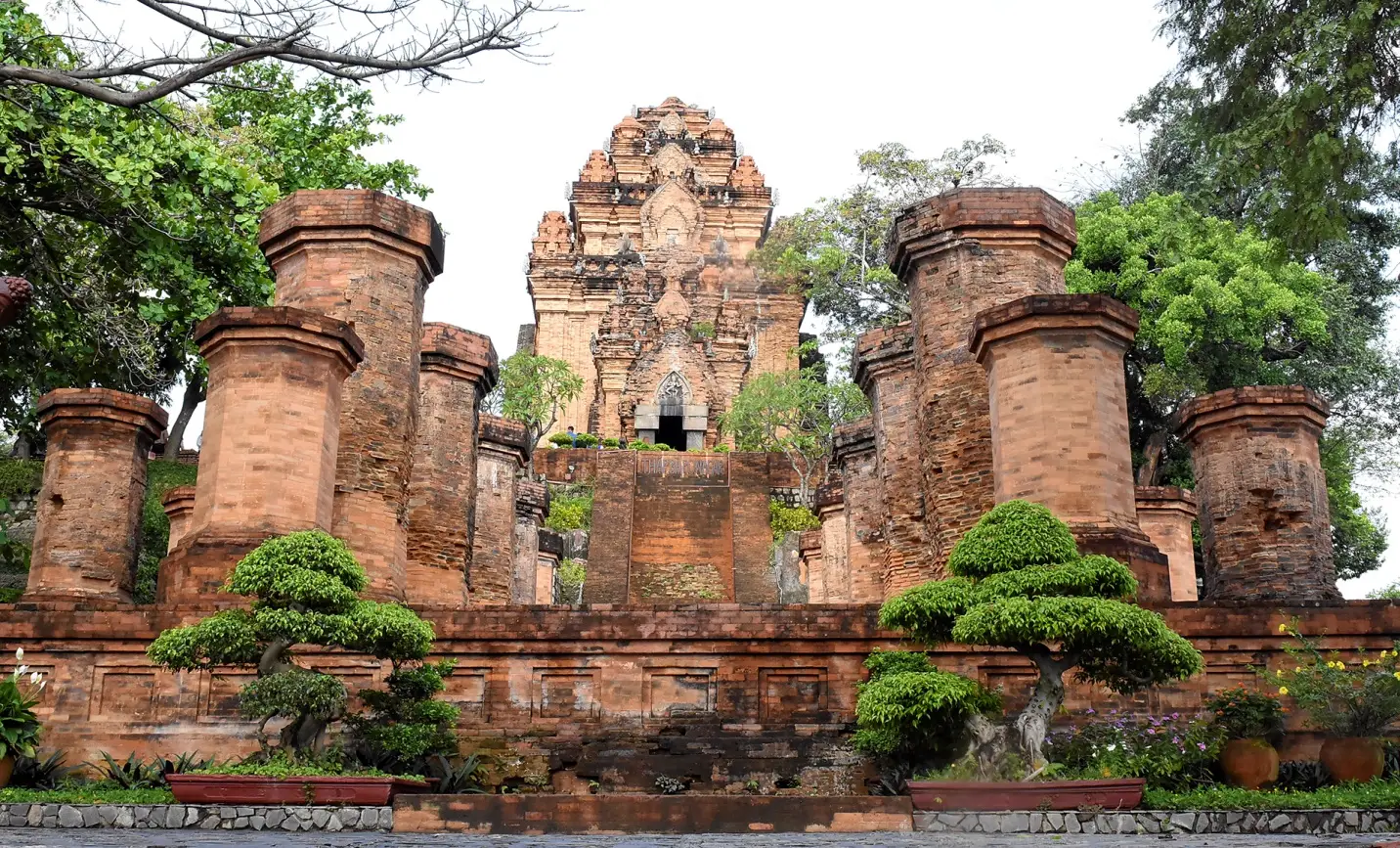 Tháp Bà Ponagar Nha Trang