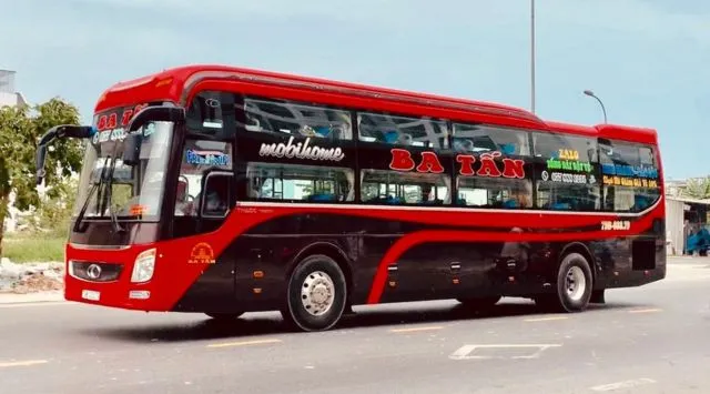 Nhà xe Ba Tấn