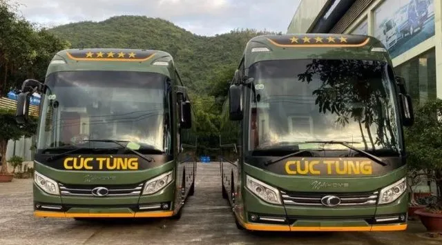 Nhà xe Cúc Tùng Limousine