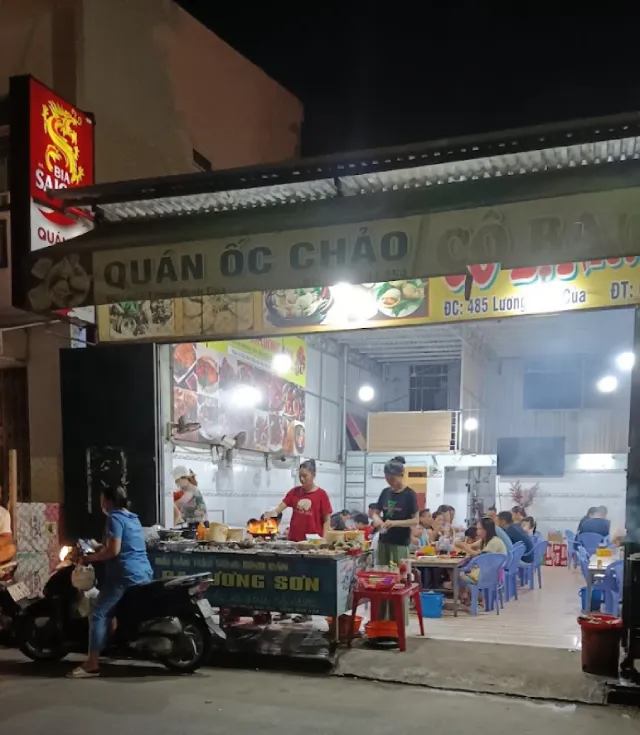 Quán ốc Cô Ba Nha Trang