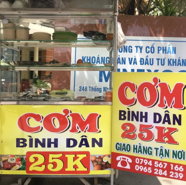 Quán cơm tự chọn bình dân 25k Nha Trang