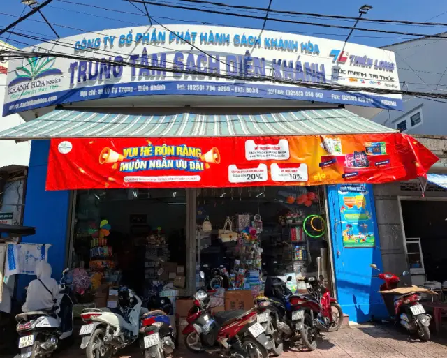 Trung Tâm Sách Diên Khánh 1