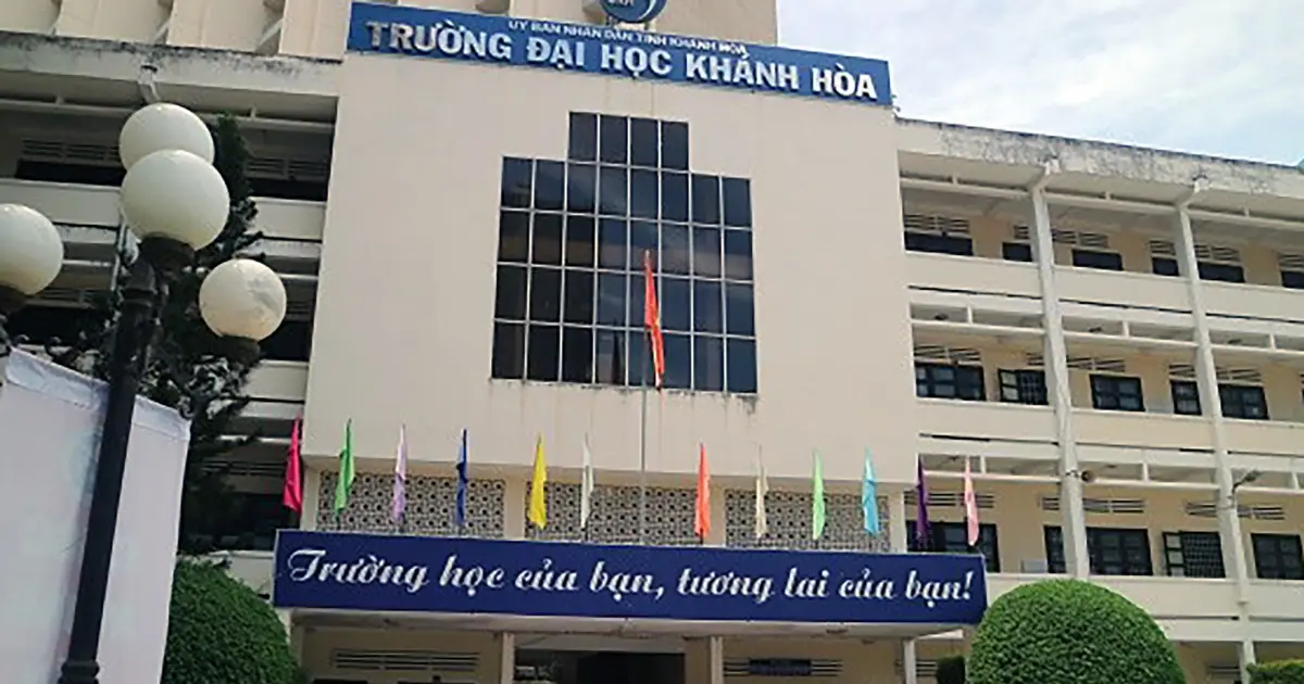  Đại học Khánh Hòa 